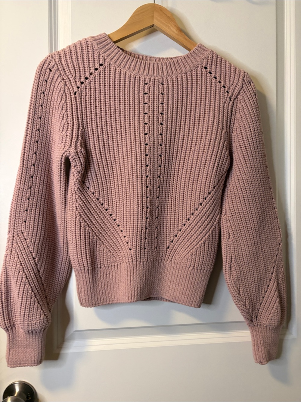 H&M Dusty Rose Chunky Crewneck Sweater
